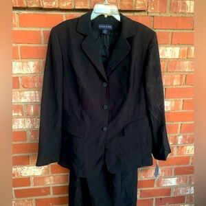 Preston and york set with skirt